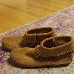 Minnetonka bootie, with fringe and side zipper